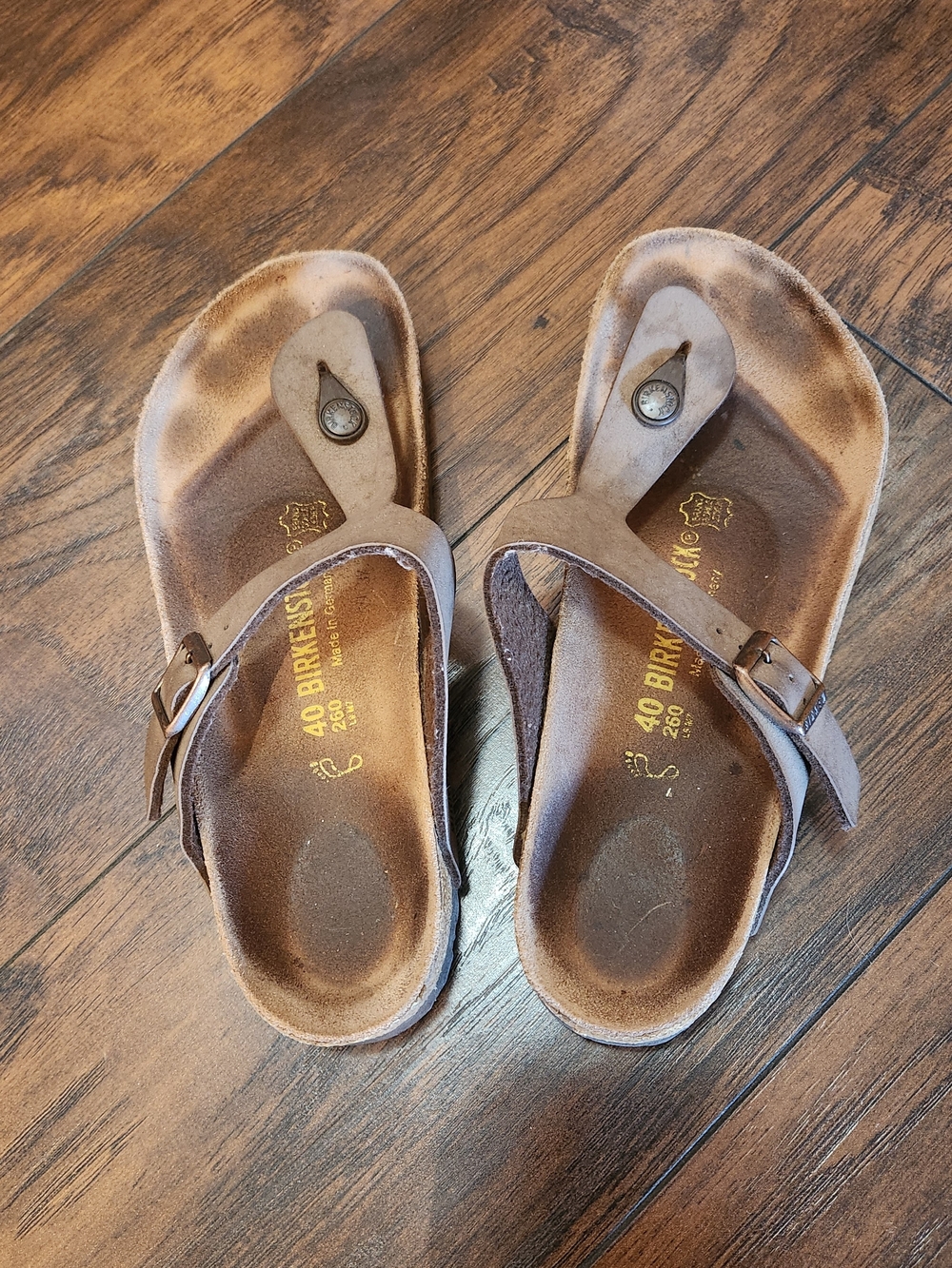 Birkenstock Kids Tan Brown Suede Thong Sandals with Buckle